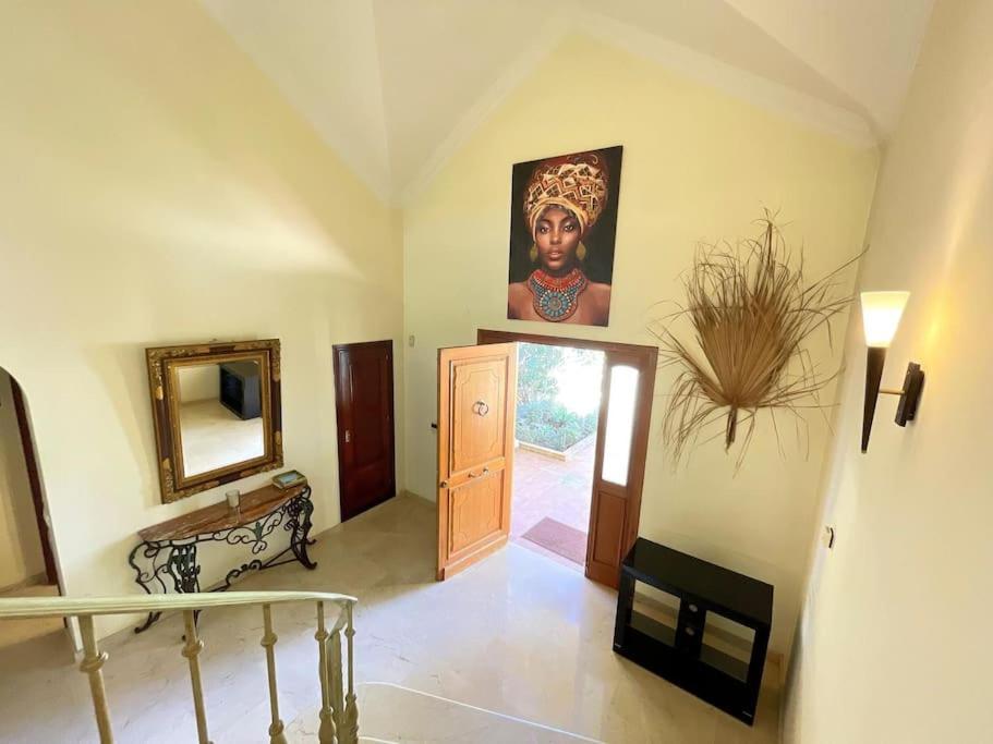 Beachside 4 Beds Cozy Villa, 700m Canas Beach! Villa *