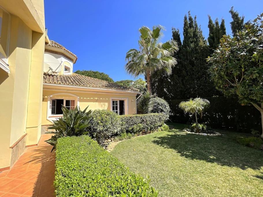 Beachside 4 Beds Cozy Villa, 700m Canas Beach! * Marbella
