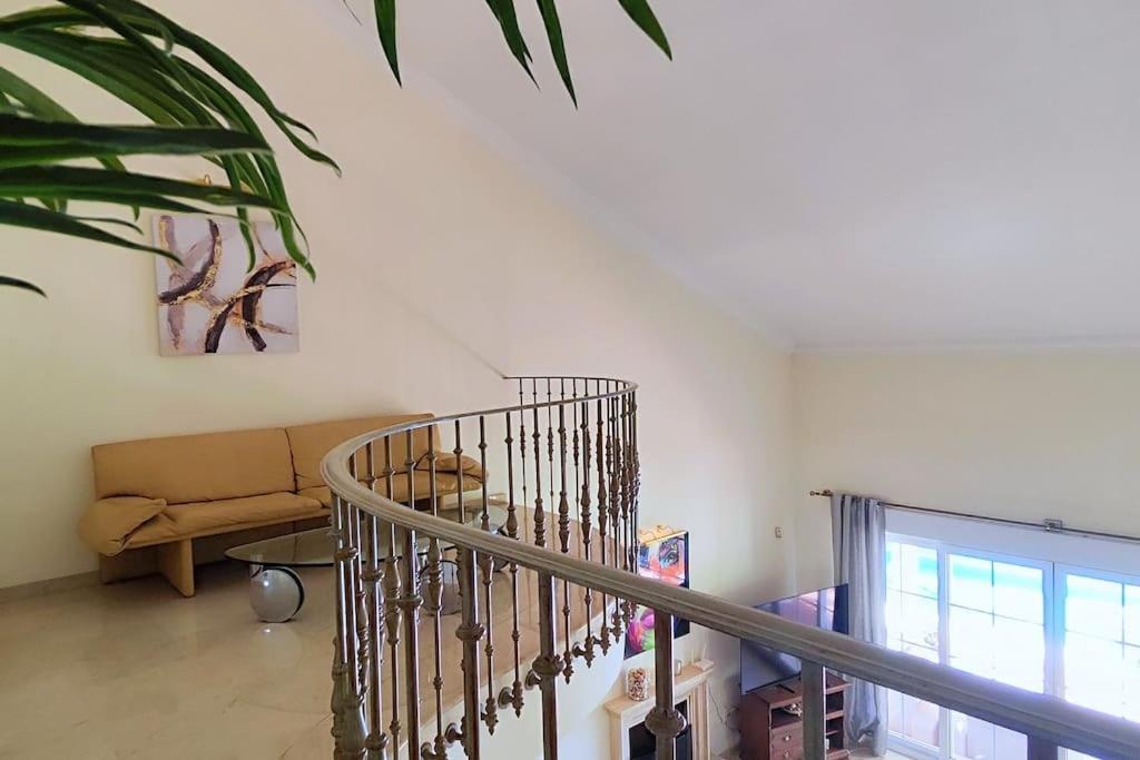 Beachside 4 Beds Cozy Villa, 700m Canas Beach! *